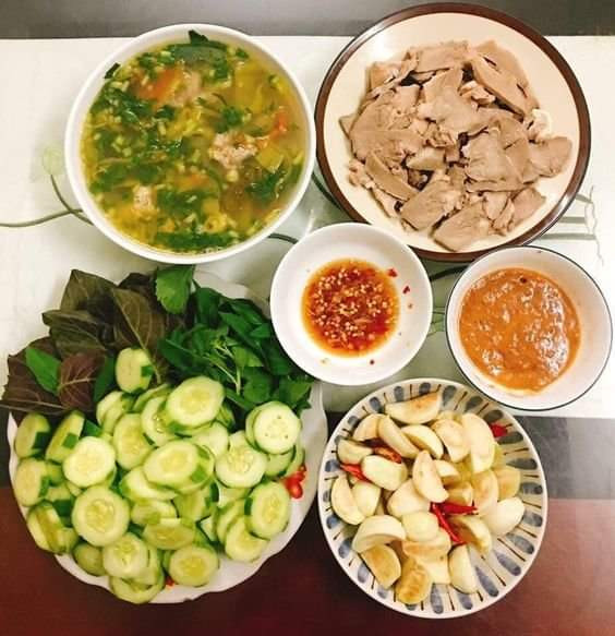 Mẹ đơn thân nhà chỉ có 2 mẹ con, đang cần 1 chị giúp việc dọn dẹp nhà cửa và nấu ăn.