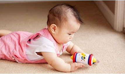 Cần một cô bảo mẫu về chăm bé nhà em được 7 tháng ở gần công viên Lê Thị Riêng
