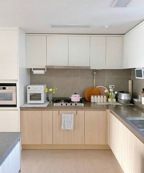 GIA ĐÌNH 4 NGƯỜI LỚN THƯỜNG XUYÊN ĐI CÔNG TÁC CẦN CÔ VỀ TRÔNG COI VÀ PHỤ VIỆC NHÀ