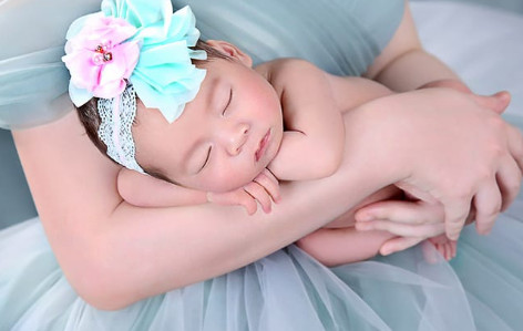 Em cần người bảo mẫu sơ sinh (Ở LẠI)