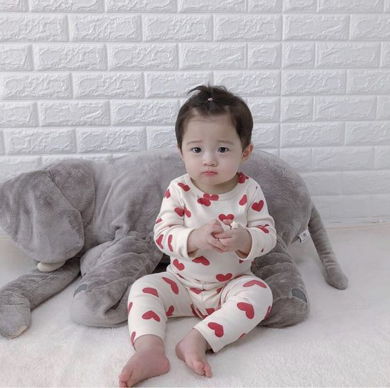 Trong ngày mai em cần tìm gấp 1 chuyên chăm bé tại quận 9 BAO ĂN Ở LẠI