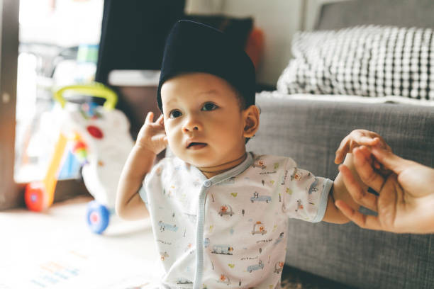 Bé nhà em được 6 tháng, cần 1 chị chuyên chăm bé nhỏ.