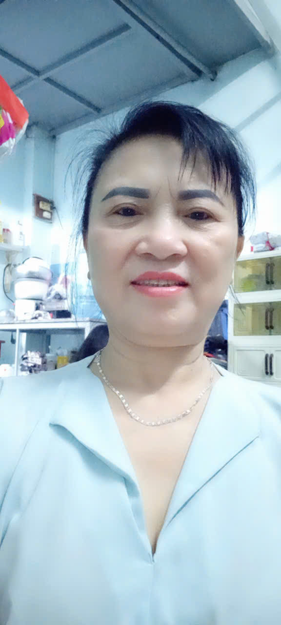 Chị Trần Thị Khanh, quê Hà Nội. Cần tìm việc.