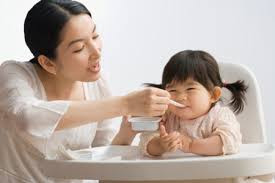 Cần tìm cô chăm bé phụ việc nhà