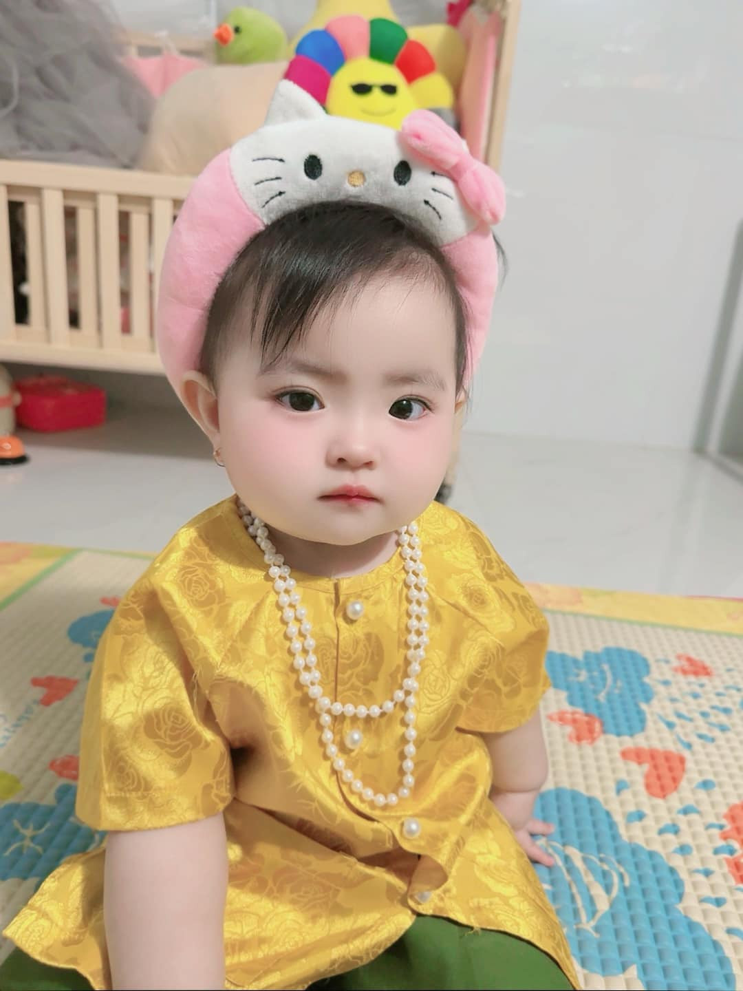 Tuyển gấp 1 cô chăm bé giỏi đi làm bao ăn ở lại ạ